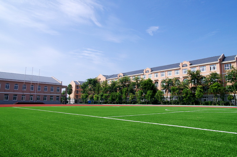 【最美校园竞晒】 成都崇州市七一实验小学