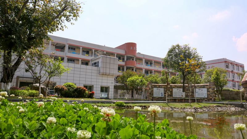 【最美校园竞晒】 成都市青白江区大弯小学