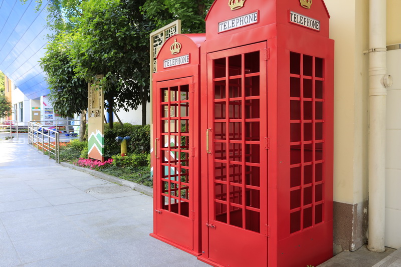 有趣的电话亭